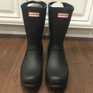 Hunter Women's Short Back Adjustable Rain Boots Black